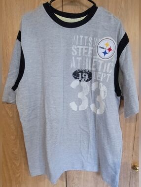 NFL Pittsburgh Steelers 1933 Gray Graphic Tee with Black Trim